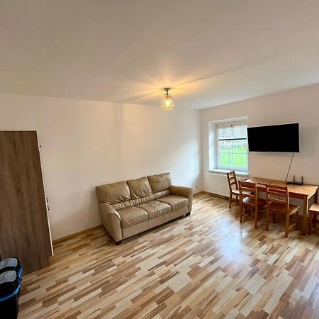 Monteurwohnung Leoben, Zentral Leoben  Exterior foto